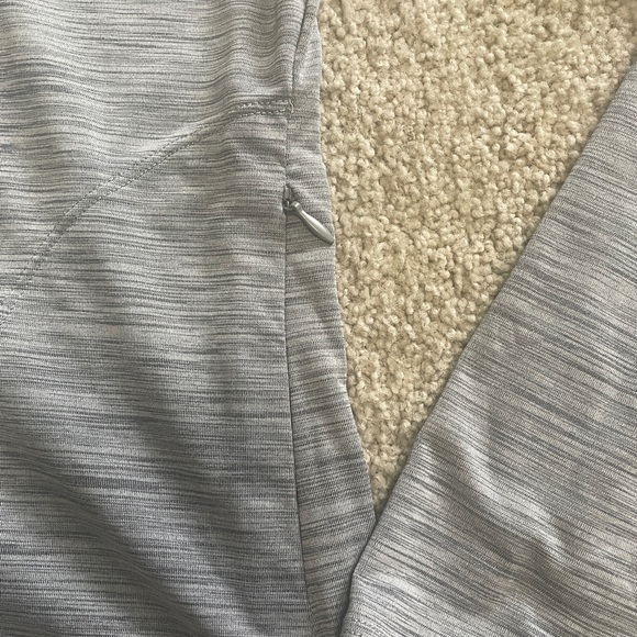 Gray rash guard Hoodie full zip - Picture 2 of 5